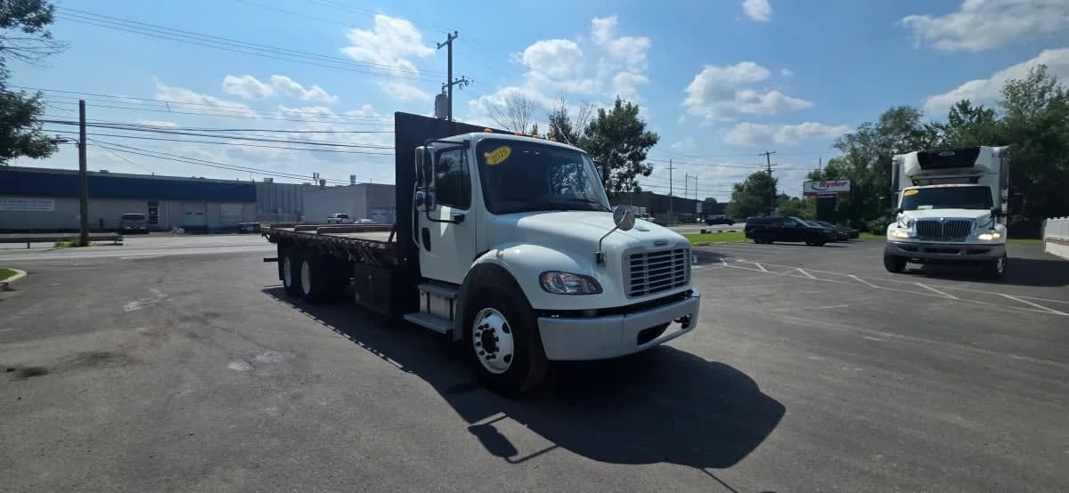 2019 Freightliner M2 106 in Bensalem, PA — photo 3
