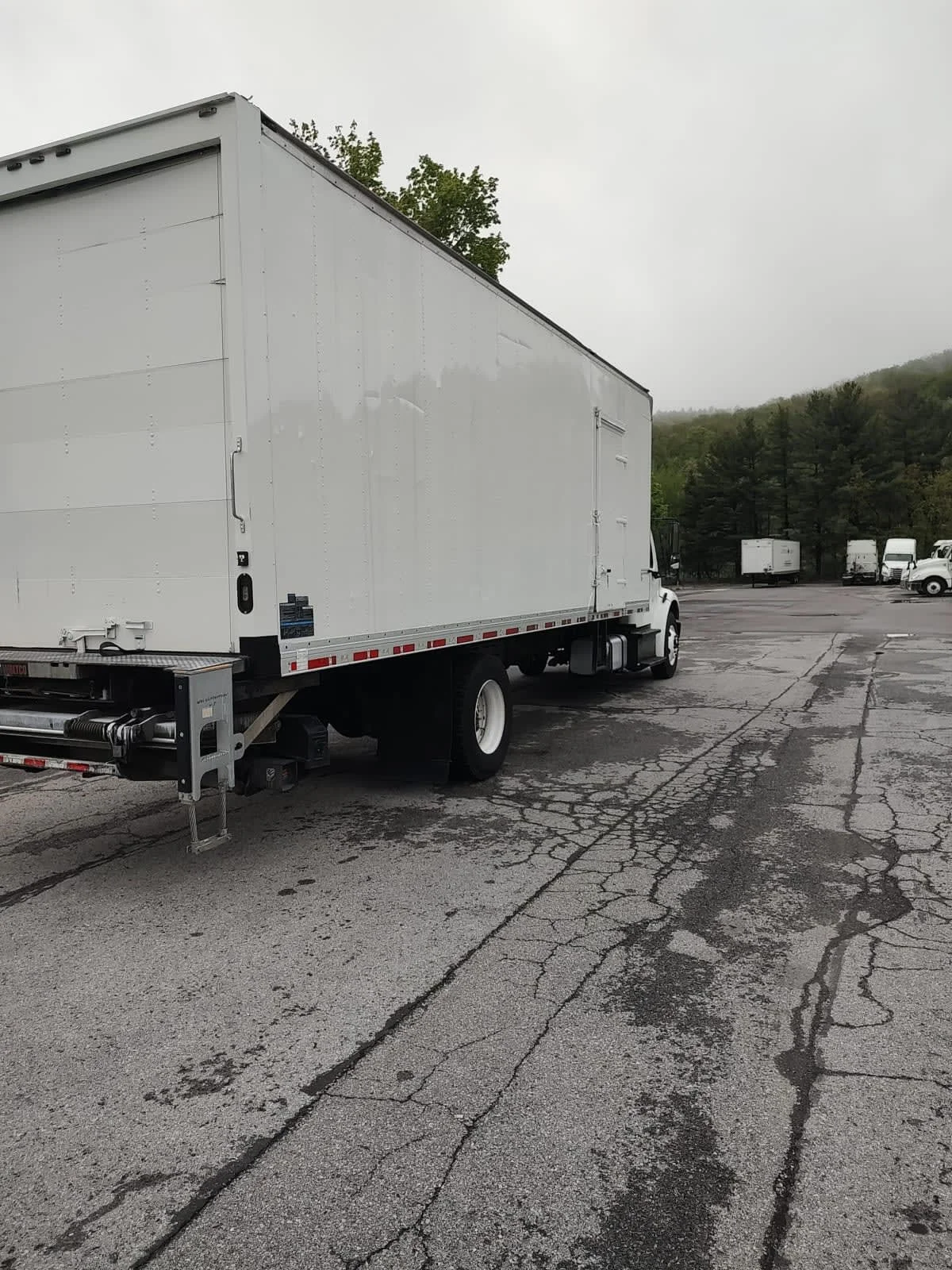 2018 Freightliner M2 106 in Allentown, PA — photo 4