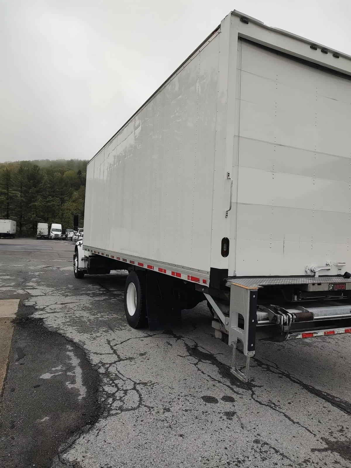 2018 Freightliner M2 106 in Allentown, PA — photo 6
