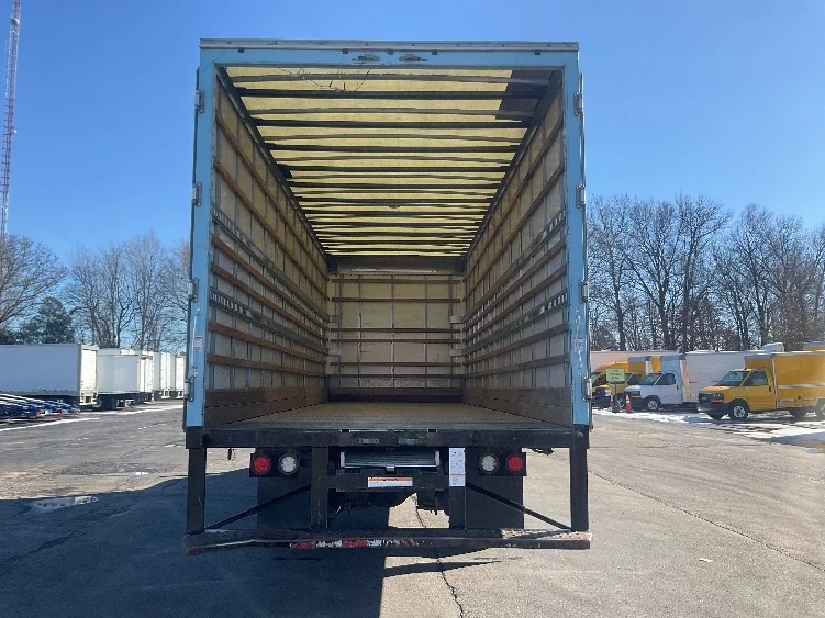 2020 International MV - image 8