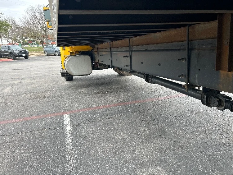 2021 International MV - image 5