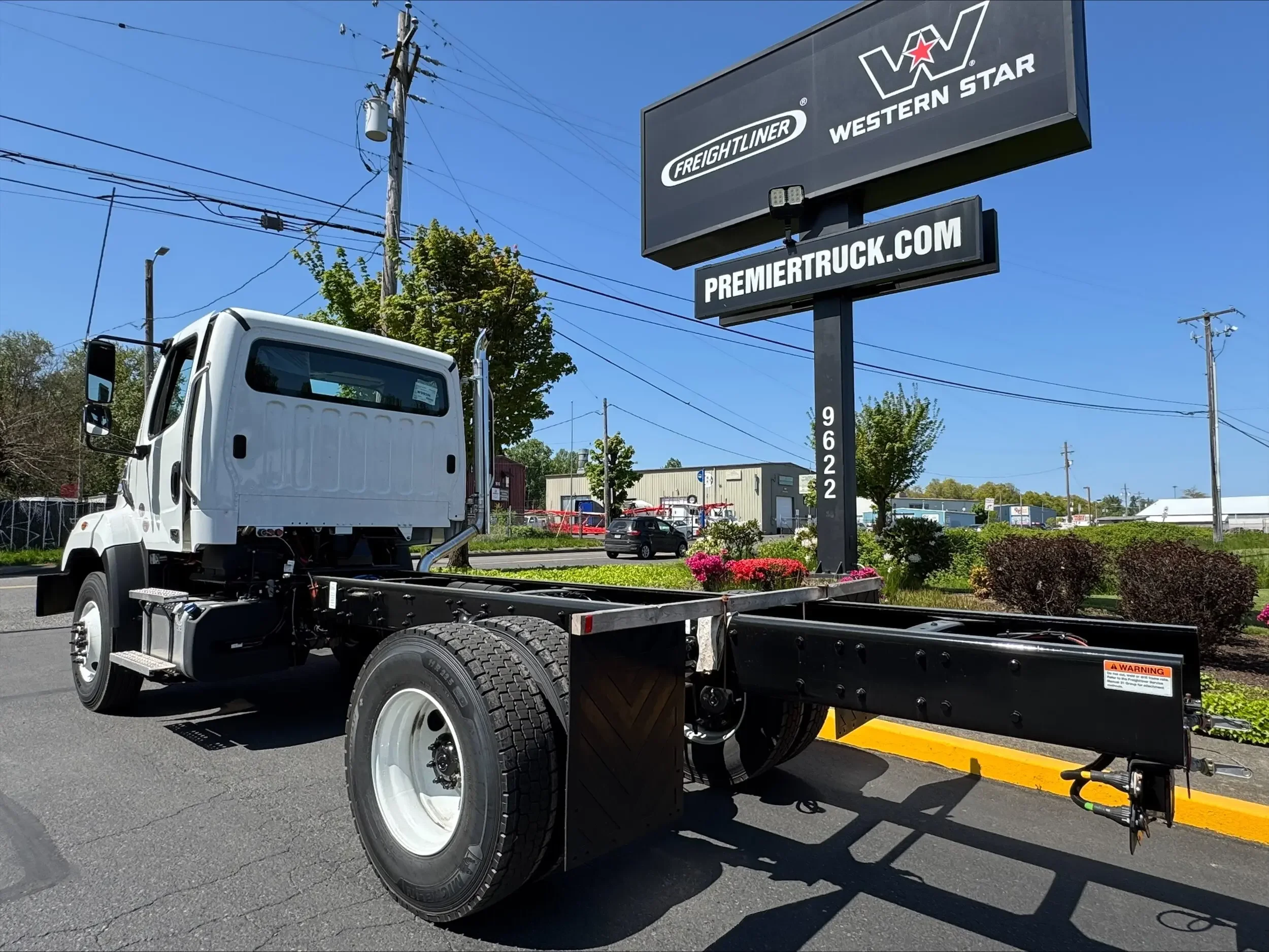 2025 Freightliner 108SD - image 6