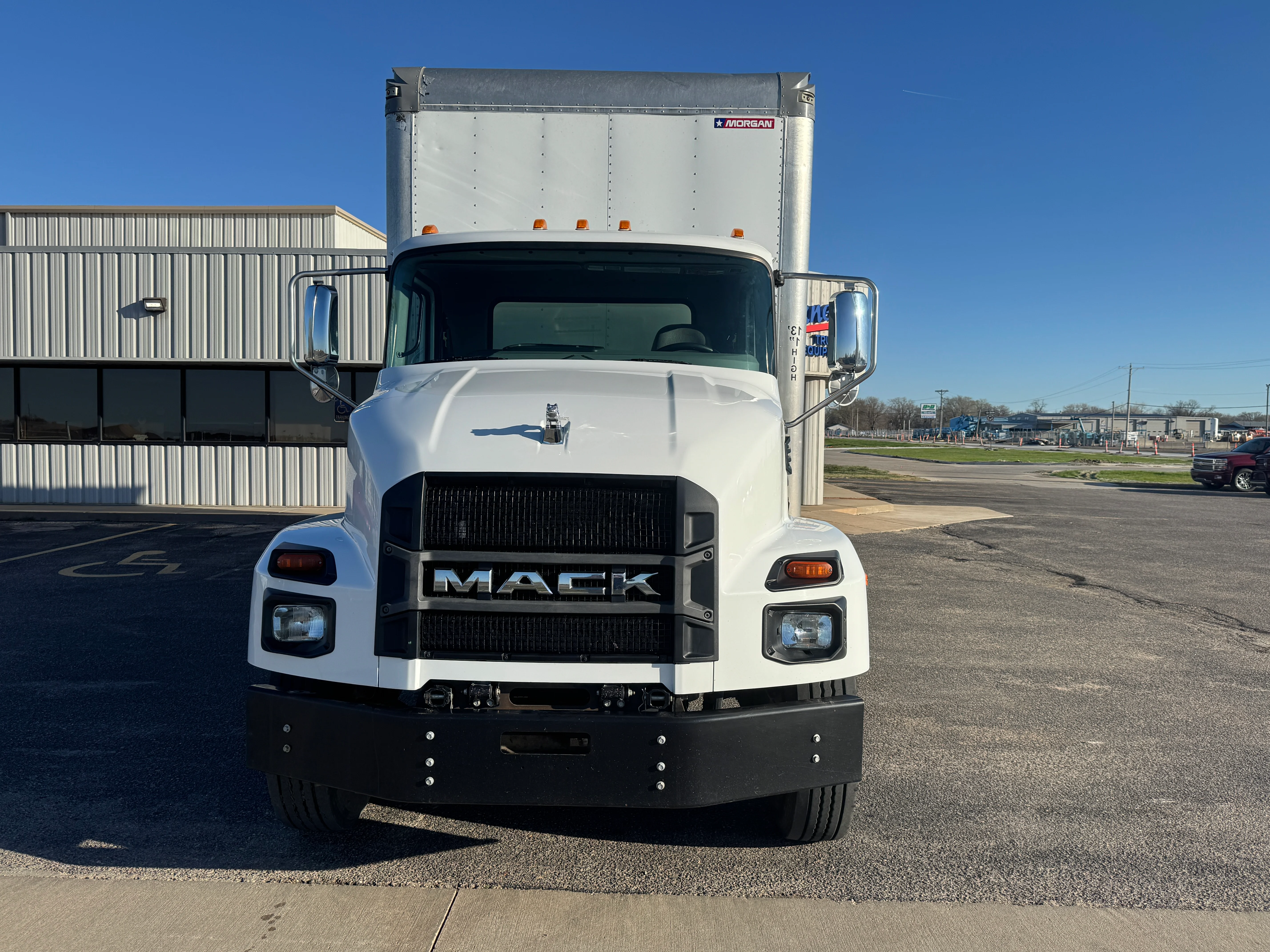 2021 Mack MD in Wichita, KS — photo 2
