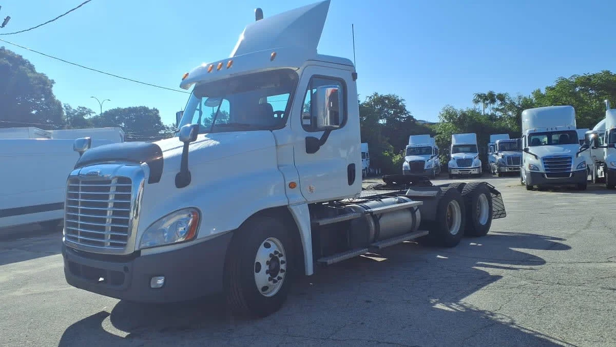 2020 Freightliner Cascadia