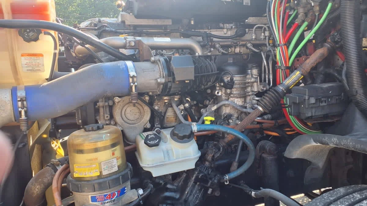 2020 Freightliner Cascadia in Warwick, RI — photo 8