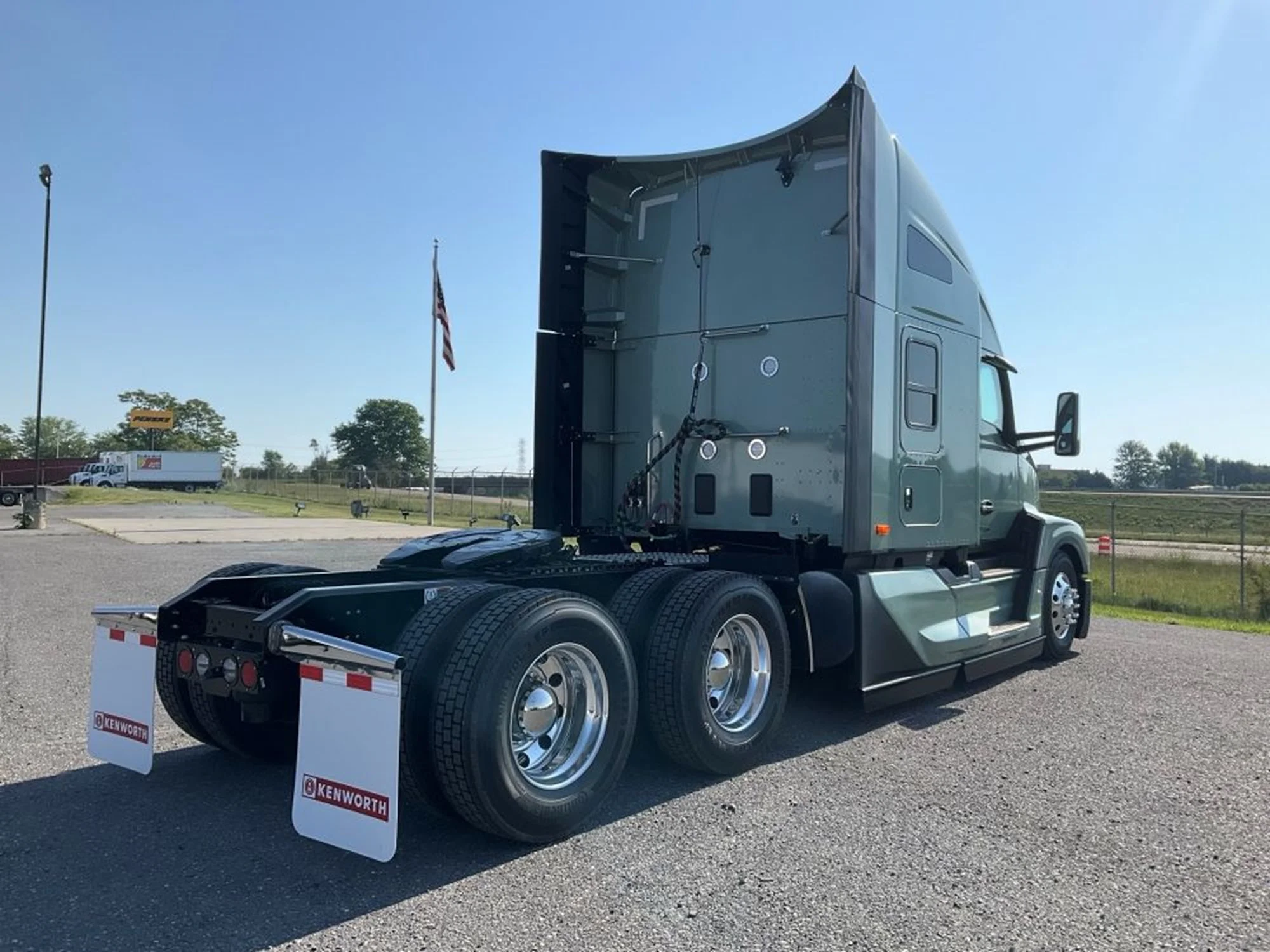 2027 Kenworth in Harrisonburg, VA — photo 4