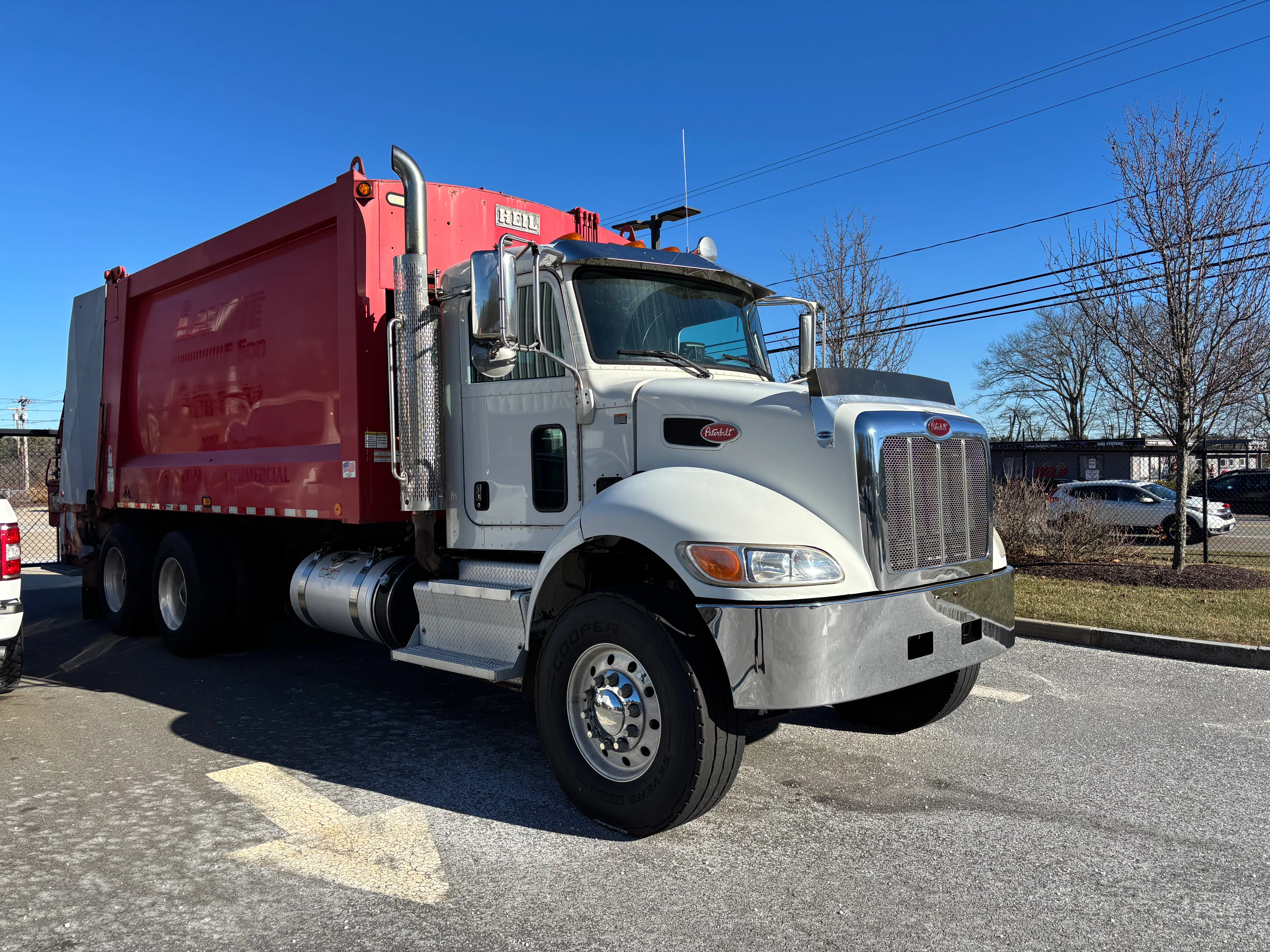 2017 Peterbilt 348 in Johnston, RI — photo 3