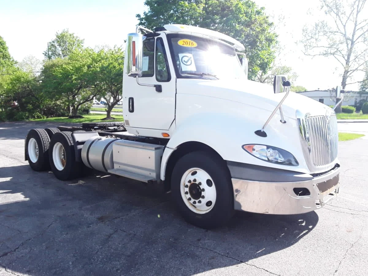 2016 International ProStar in Hilliard, OH — photo 3