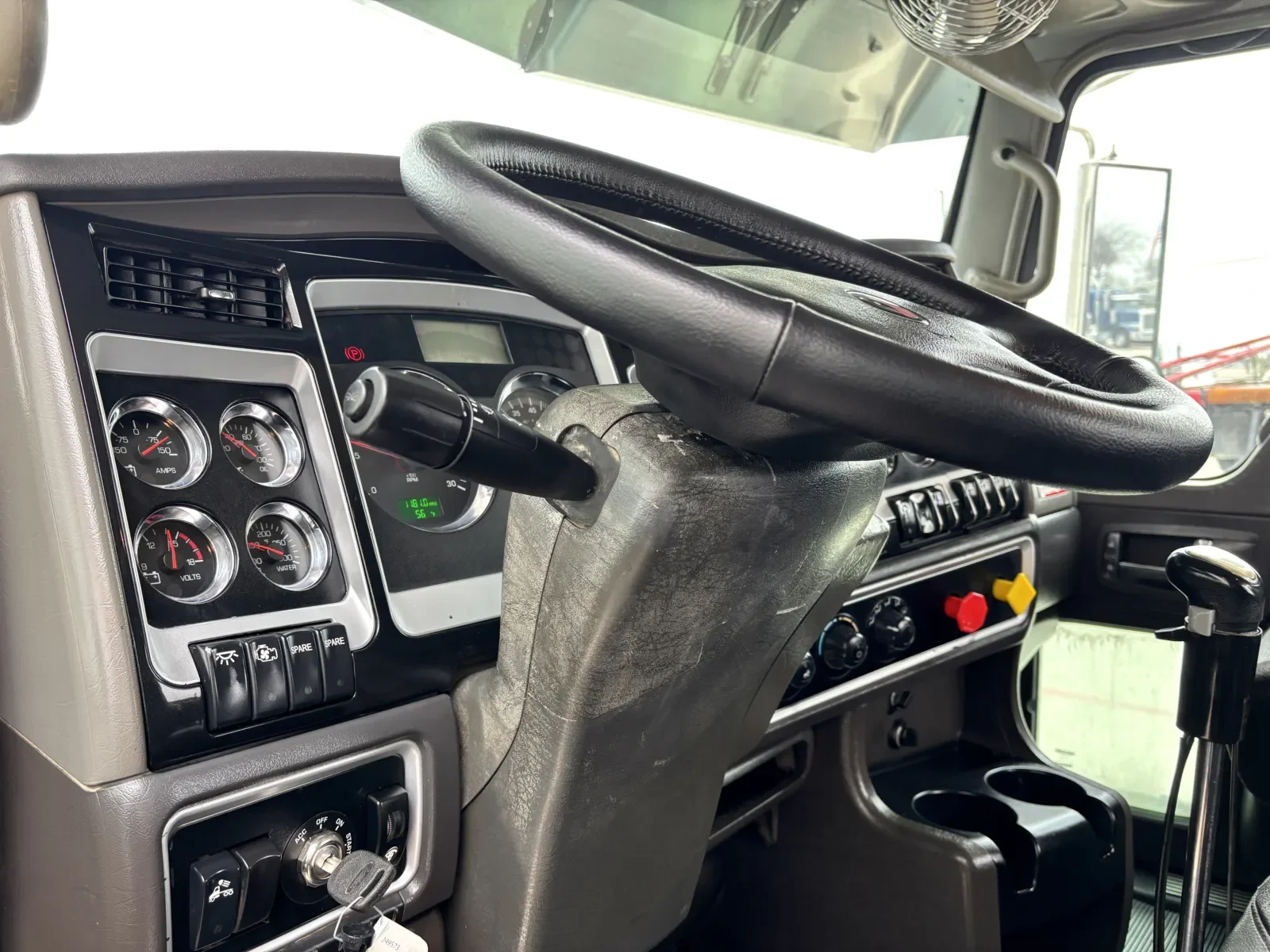 2009 Kenworth T800 in Hutchins, TX — photo 15