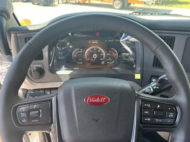 2026 Peterbilt 567 - image 35