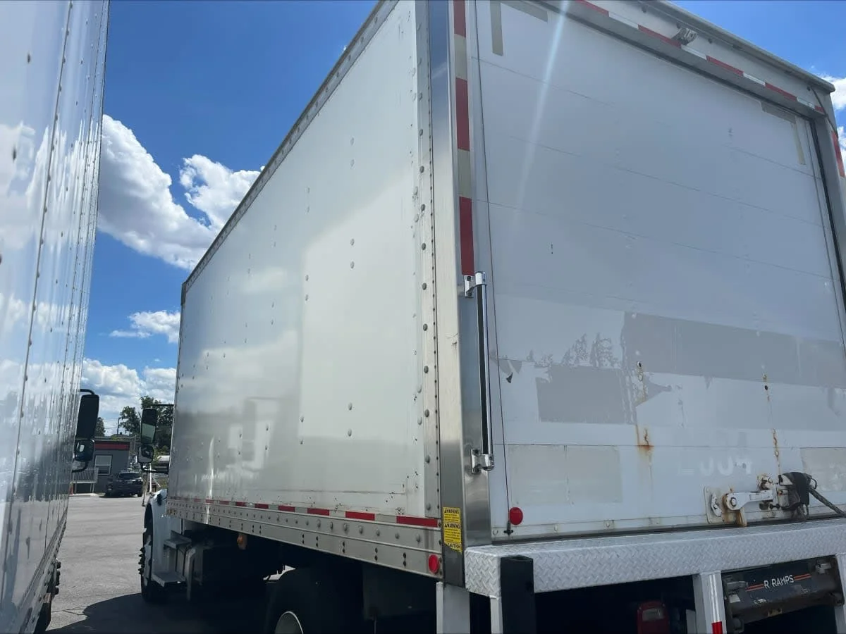 2019 Freightliner M2 106 in Beltsville, MD — photo 6