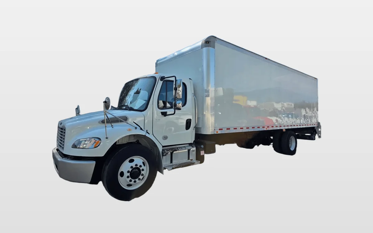 2018 Freightliner M2 106 - image 1