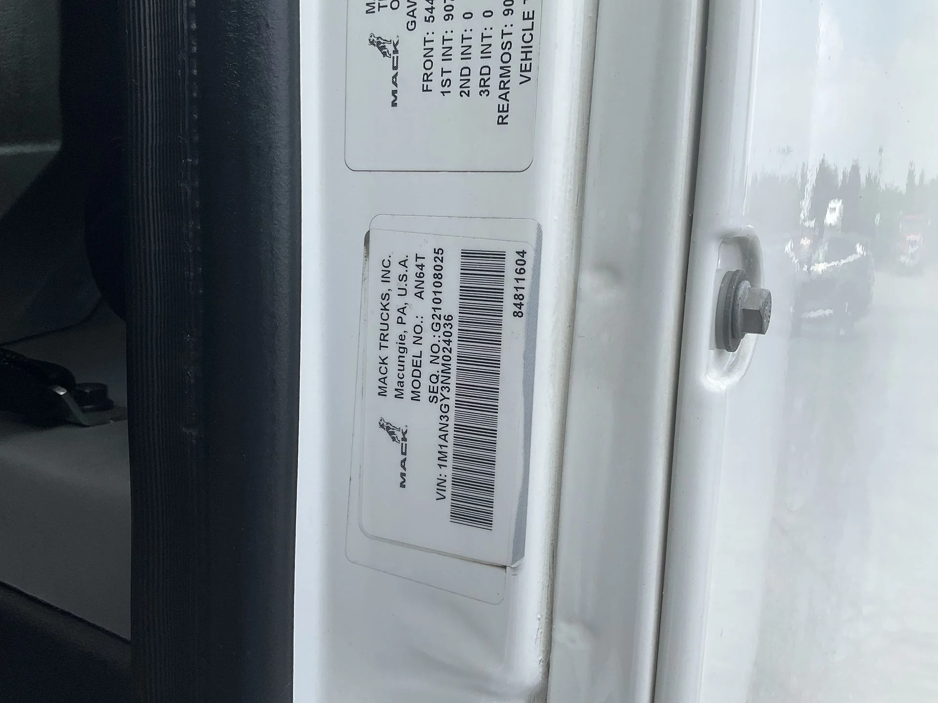 2022 Mack Anthem in Clarksville, IN — photo 13