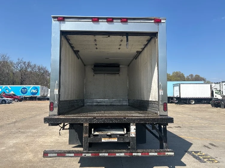 2020 Isuzu NQR - image 8