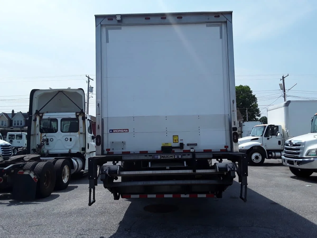 2019 Freightliner M2 106 in Allentown, PA — photo 5