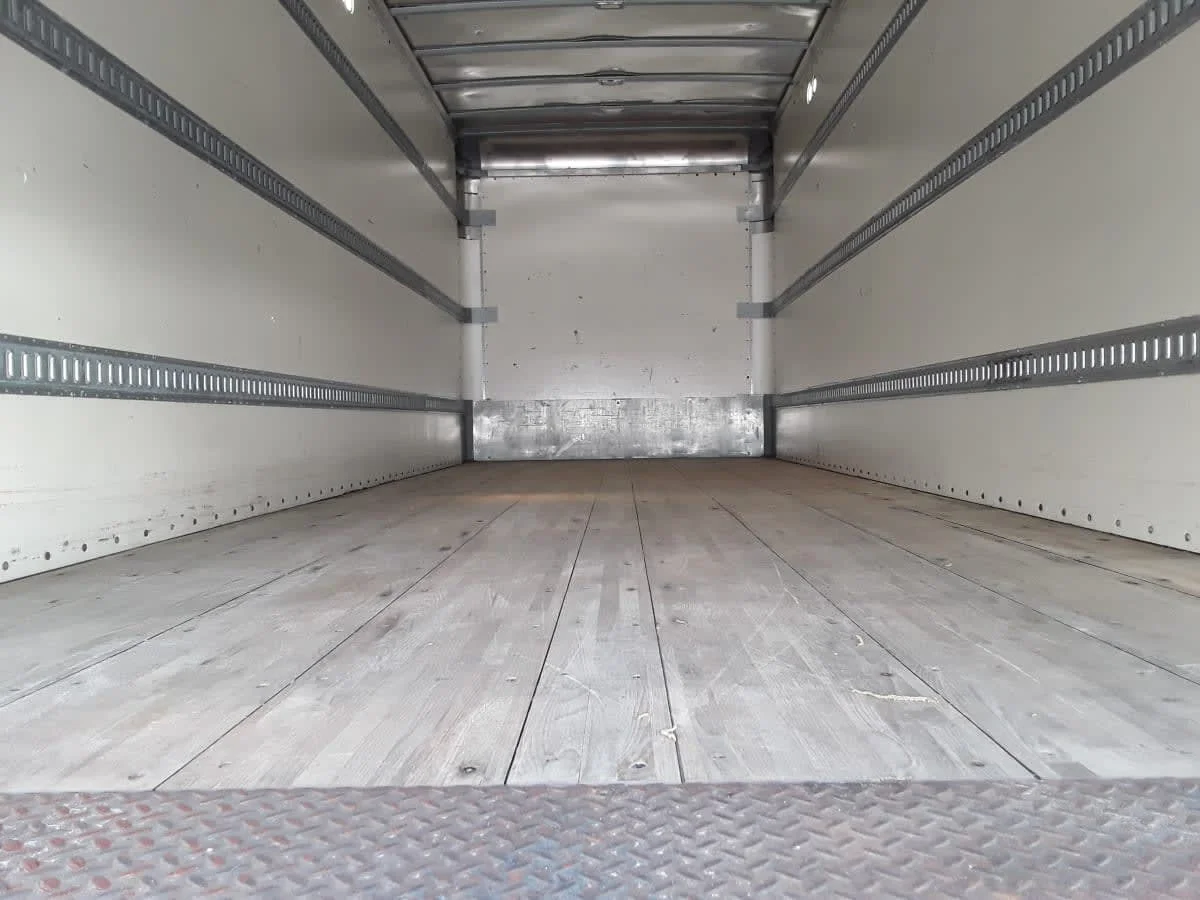 2019 Freightliner M2 106 in Allentown, PA — photo 8