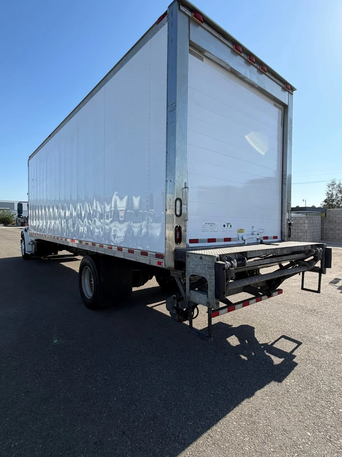 2016 Freightliner M2 106 in Fontana, CA — photo 6