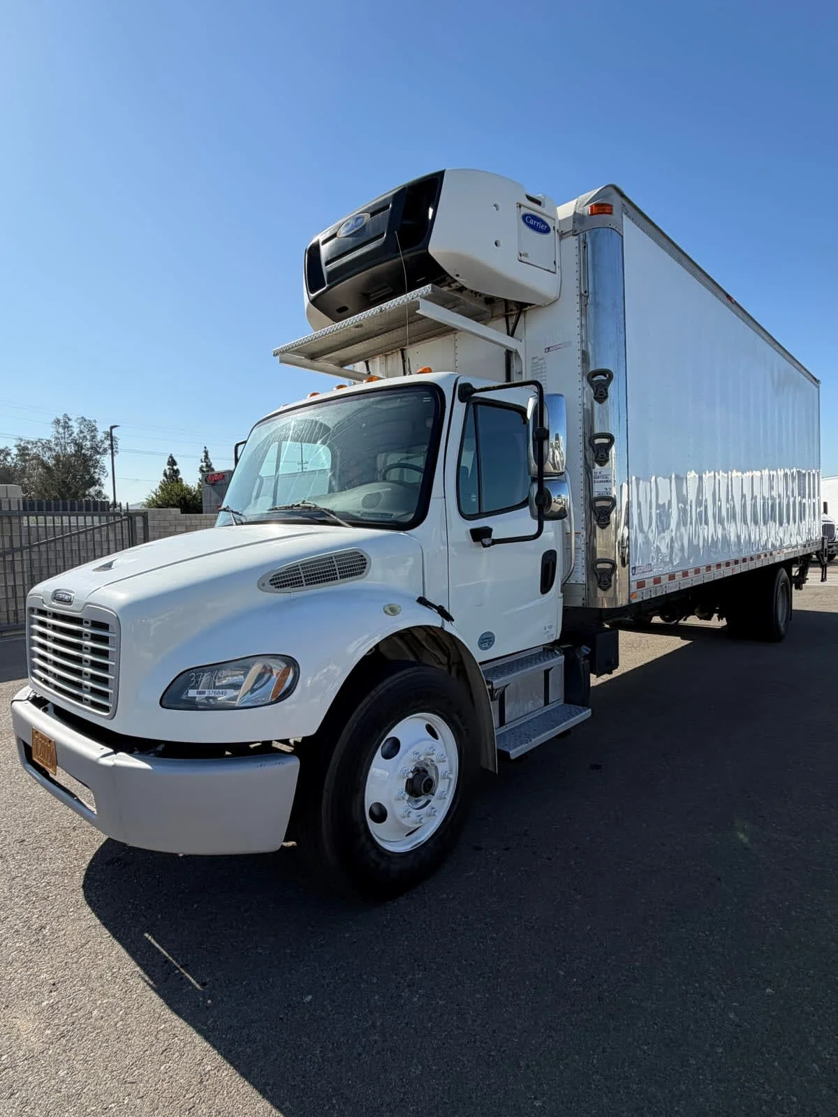 2016 Freightliner M2 106 in Fontana, CA — photo 3