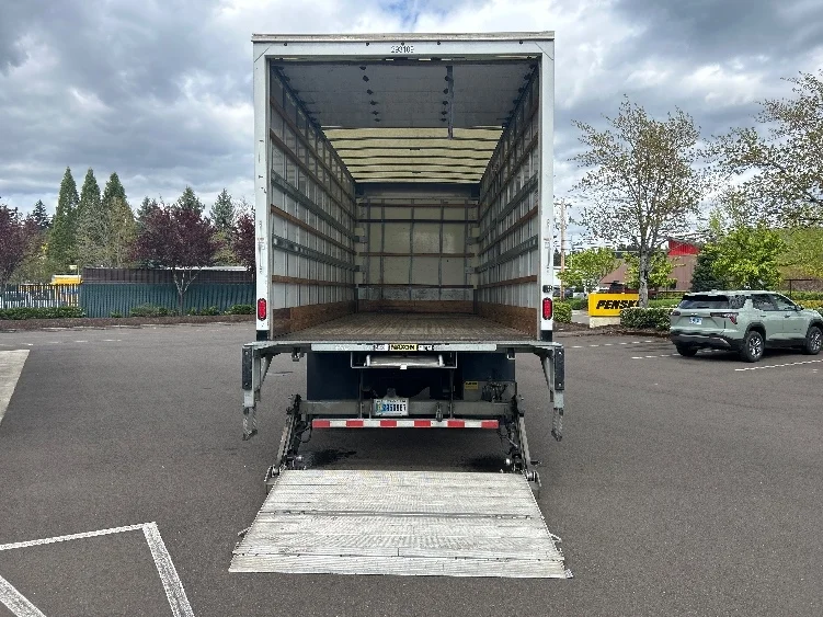 2020 International MV in Clackamas, OR — photo 9