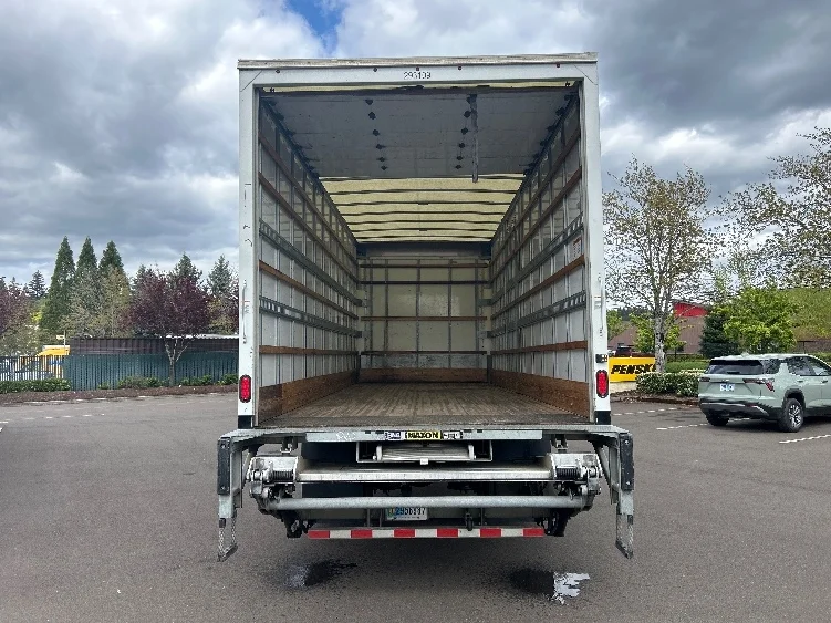 2020 International MV in Clackamas, OR — photo 8
