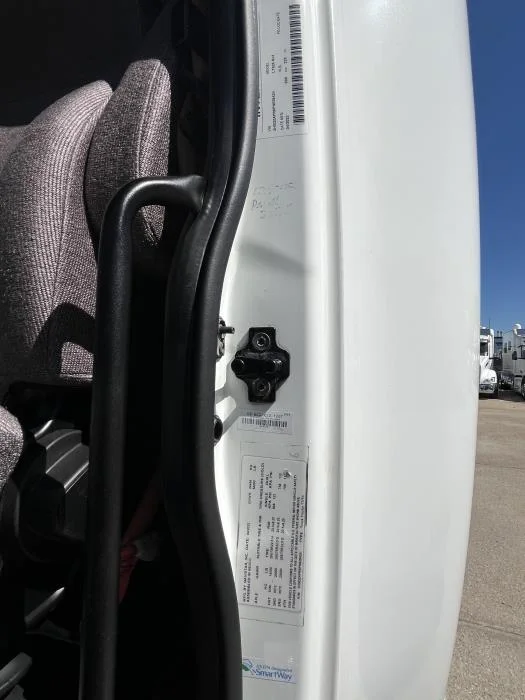 2023 International LT — photo 14