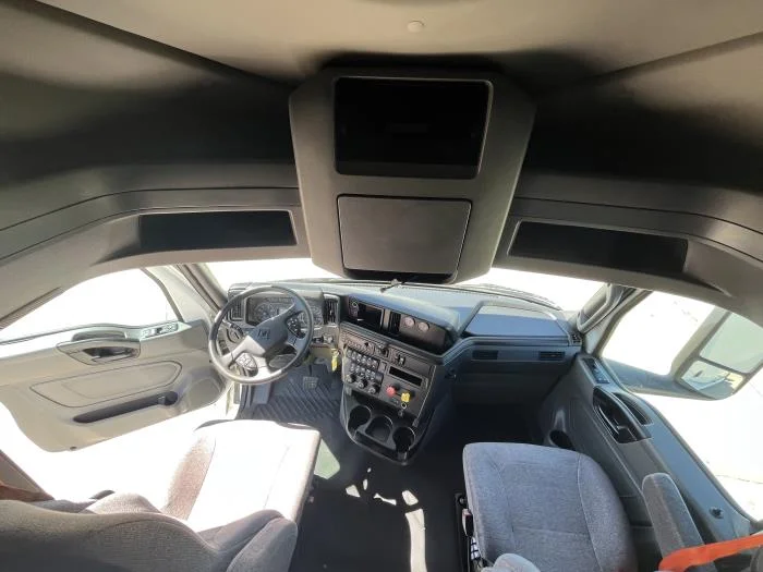 2023 International LT — photo 22