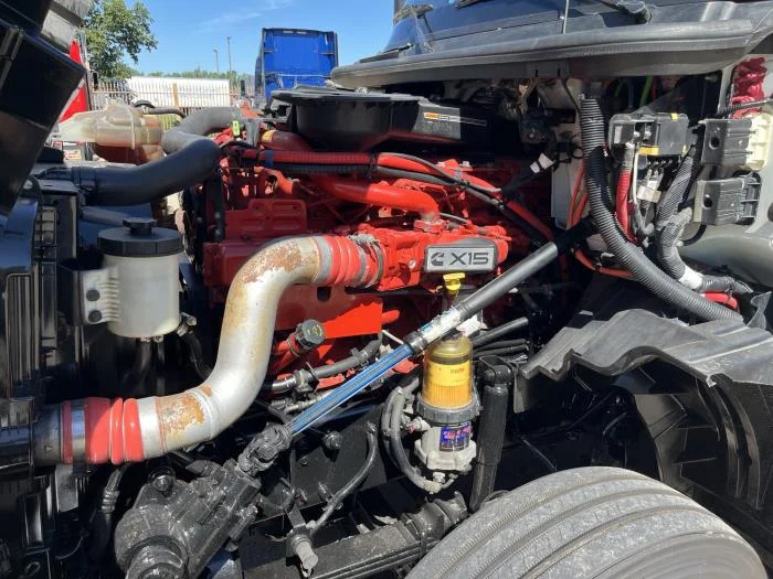 2023 International LT — photo 11