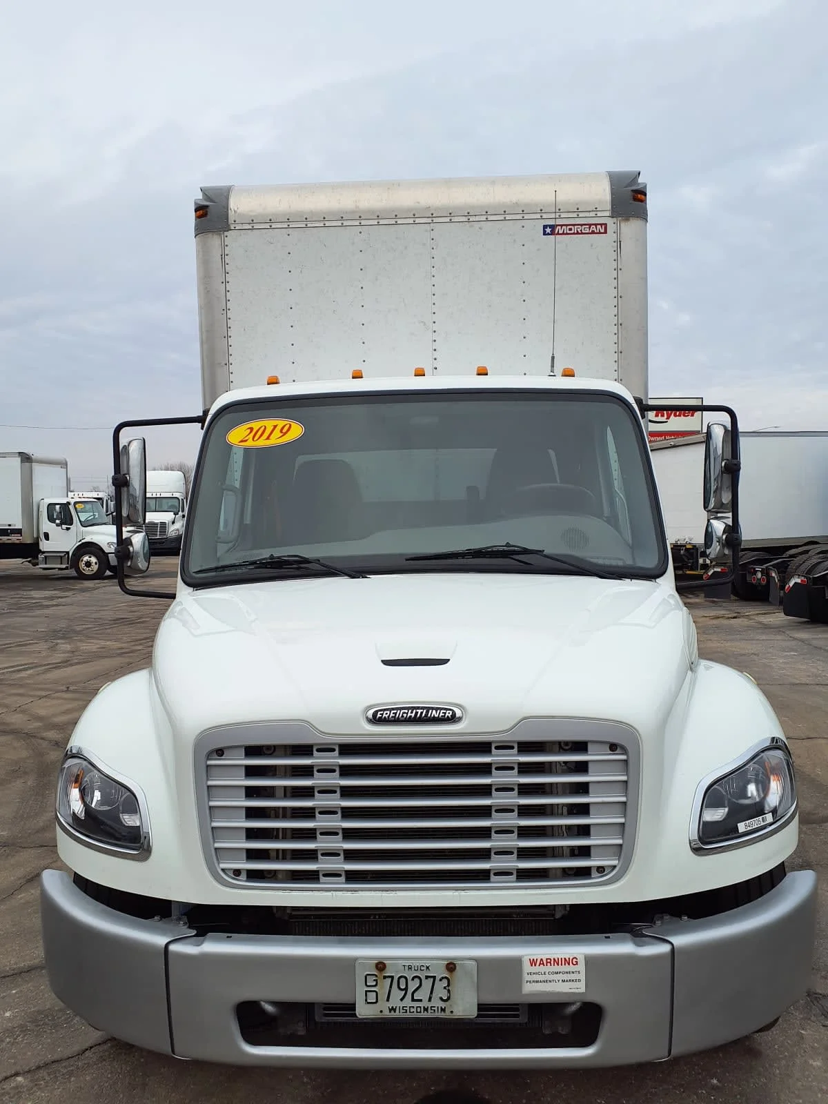 2019 Freightliner M2 106 - image 2