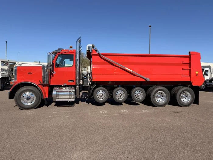 2026 Peterbilt 589 - image 4