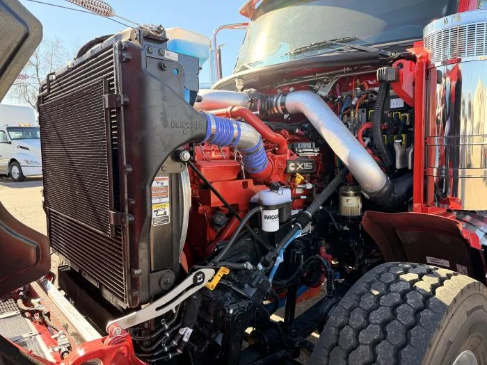 2026 Peterbilt 589 - image 15