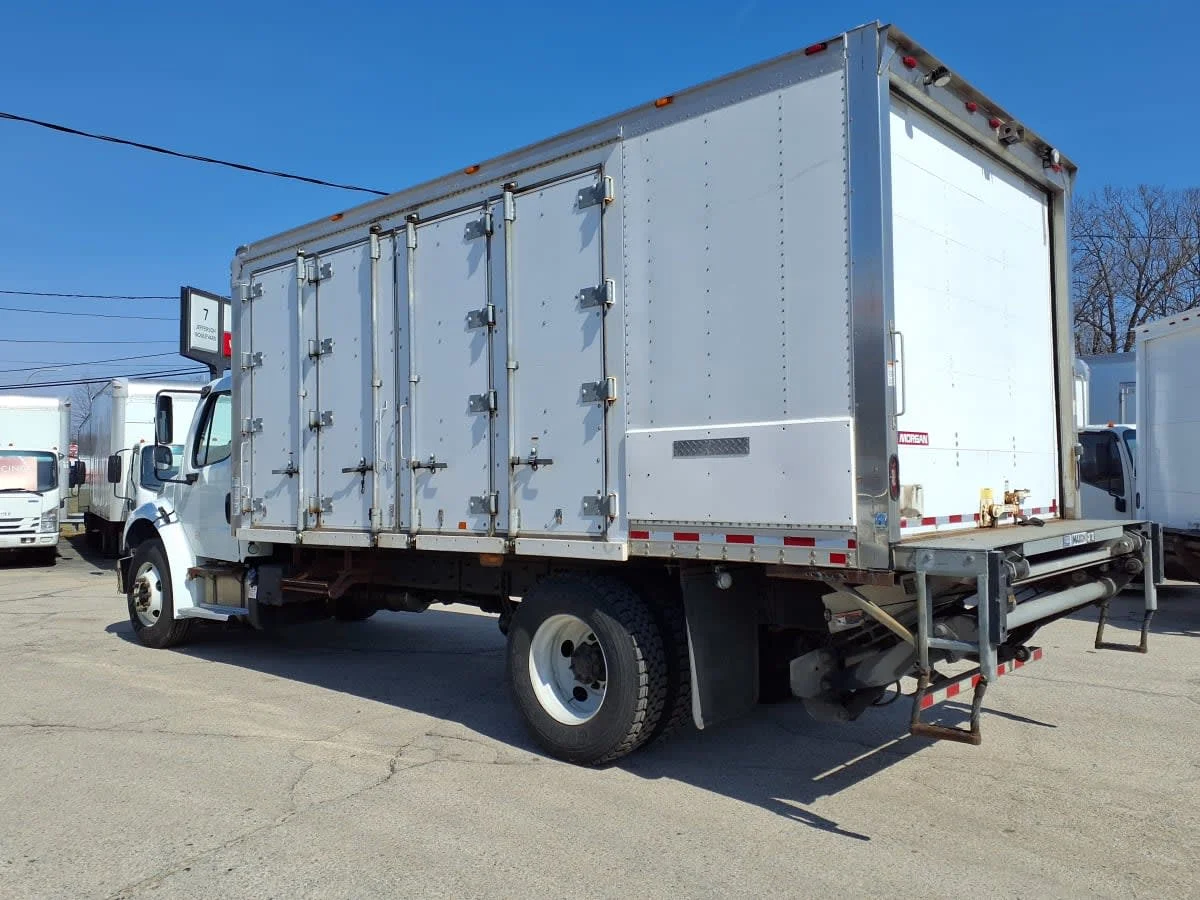 2019 Freightliner M2 106 in Warwick, RI — photo 6