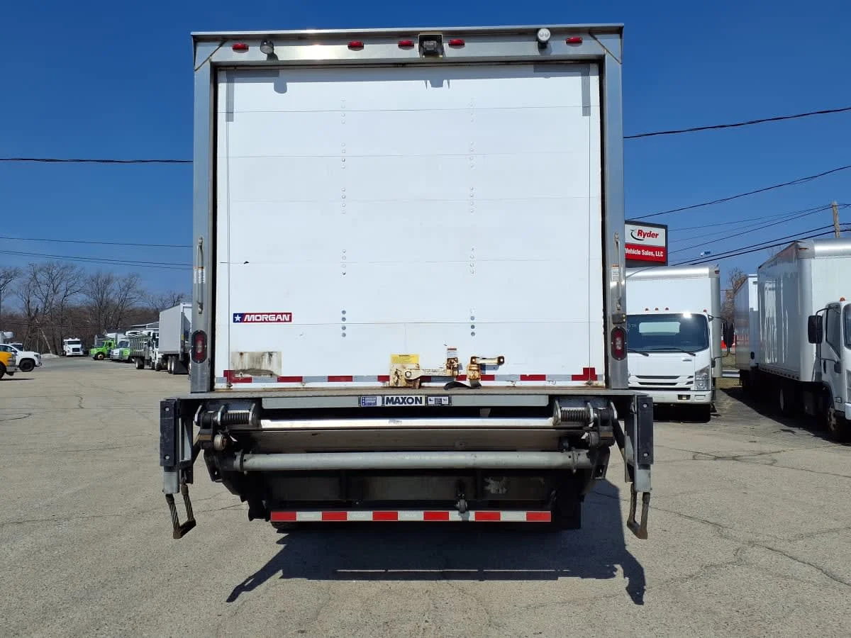2019 Freightliner M2 106 in Warwick, RI — photo 5