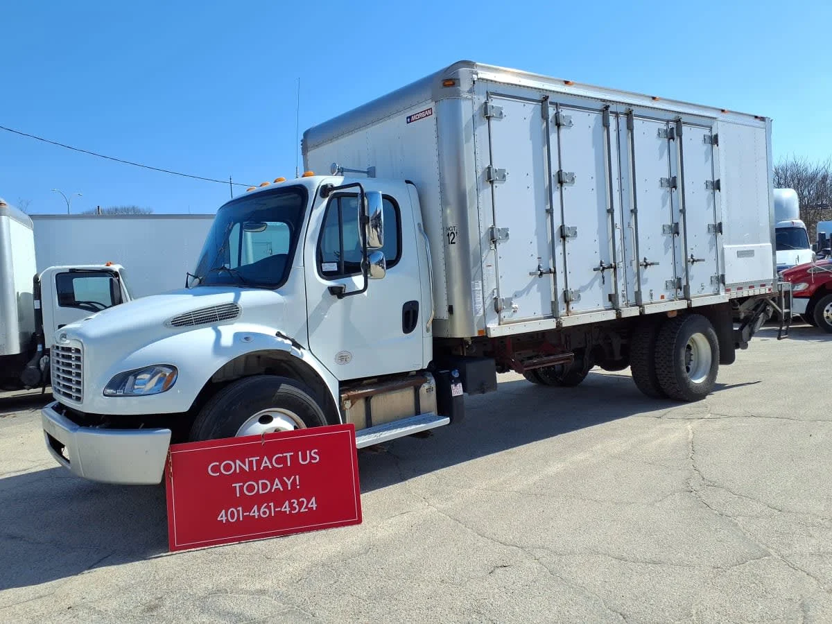 2019 Freightliner M2 106