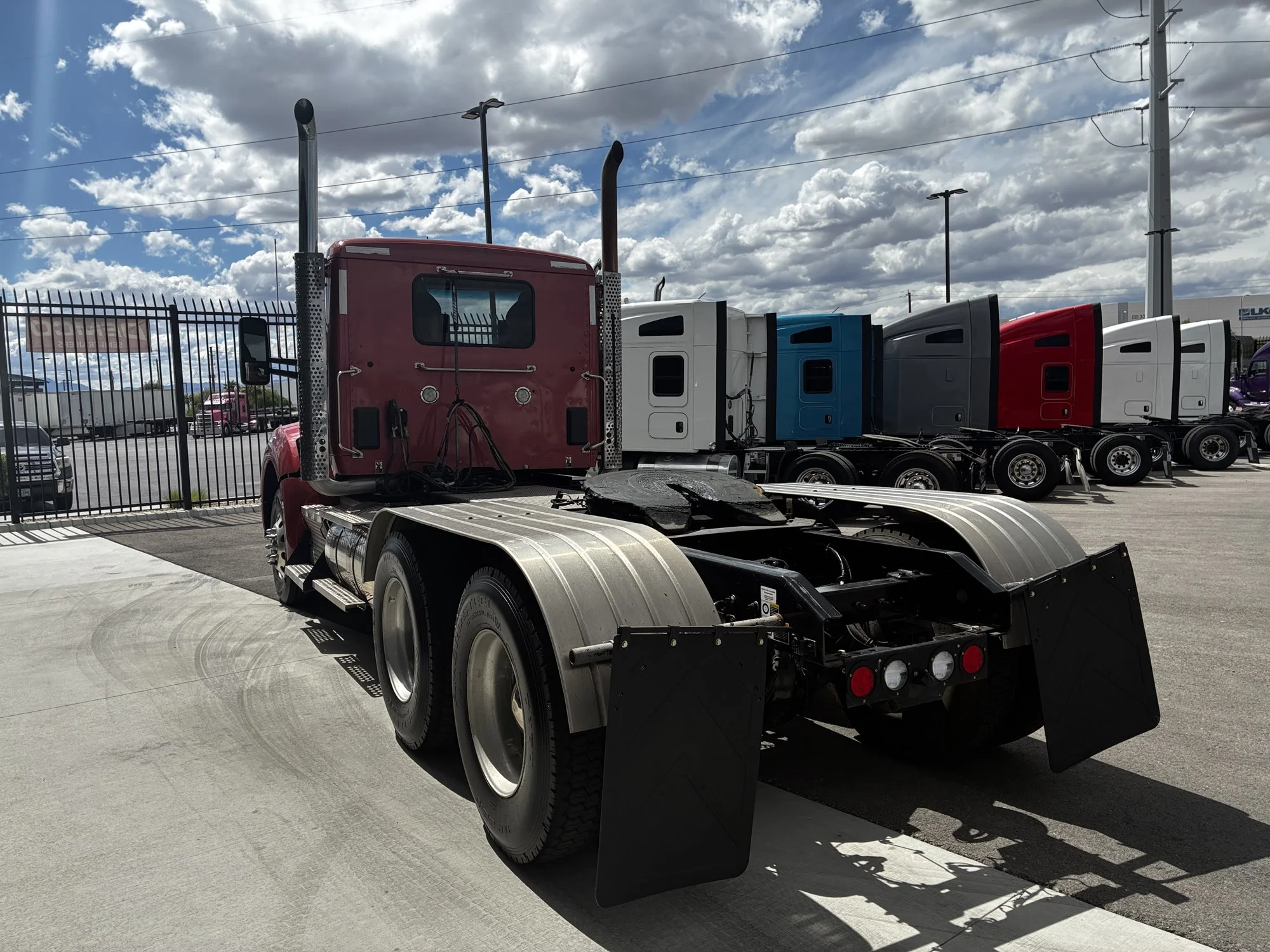 2024 Kenworth T880 in Las Vegas, NV — photo 5