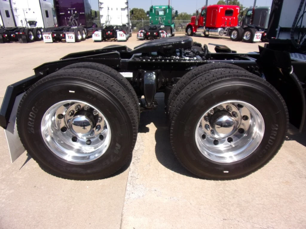 2021 Freightliner Cascadia in Fort Smith, AR — photo 7