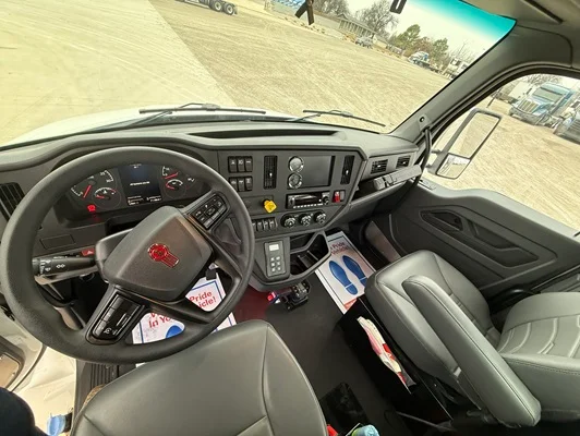 2027 Kenworth T280 in Little Rock, AR — photo 3