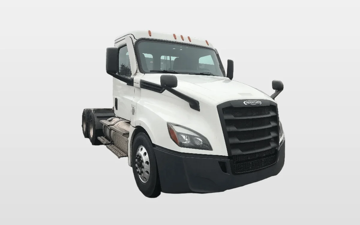 2020 Freightliner - image 1