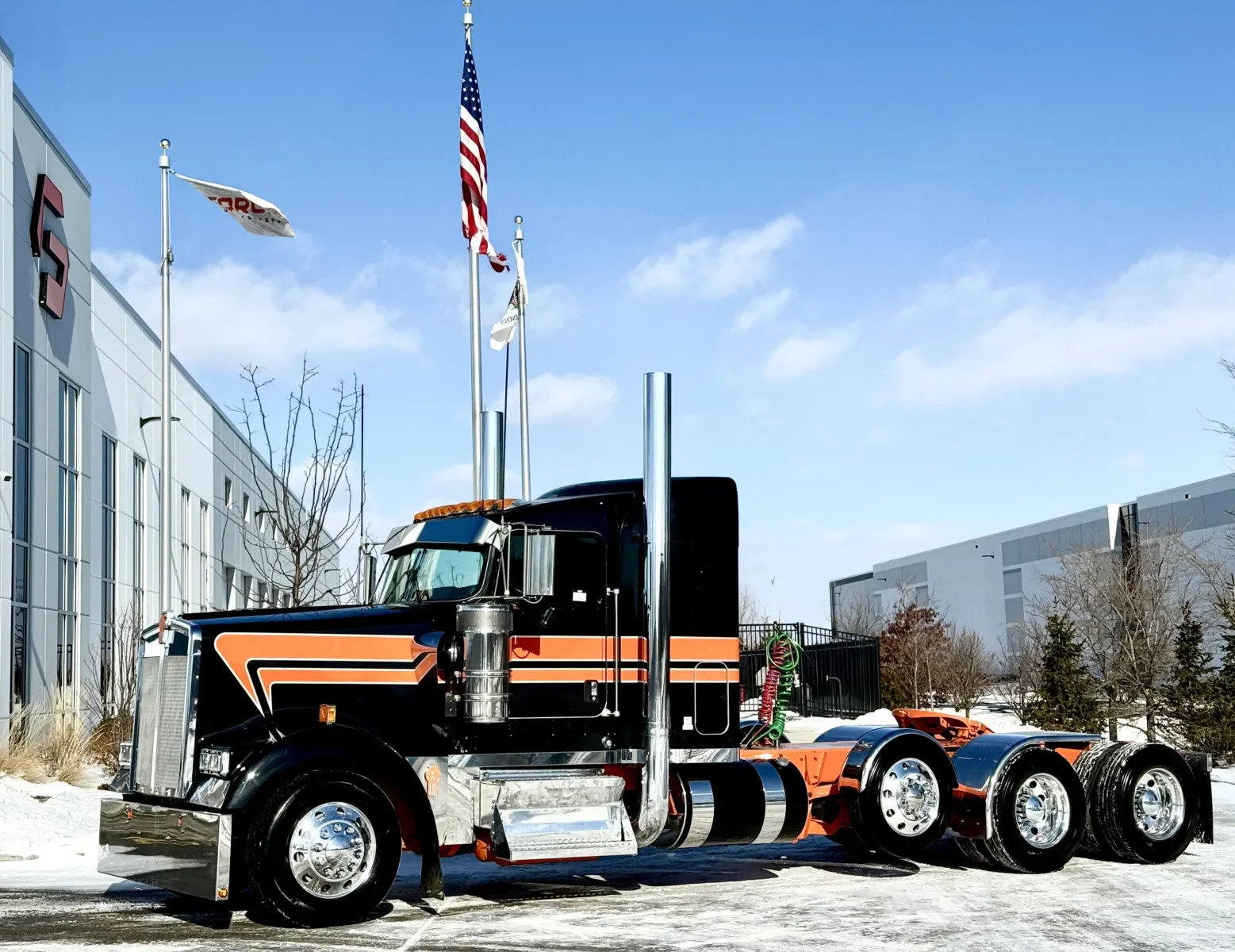 2018 Kenworth W900 in New Lenox, IL