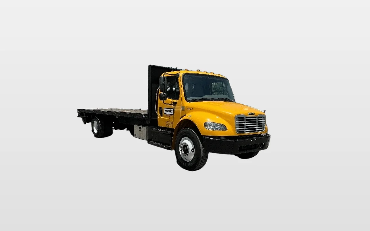 2019 Freightliner M2 106 - image 1