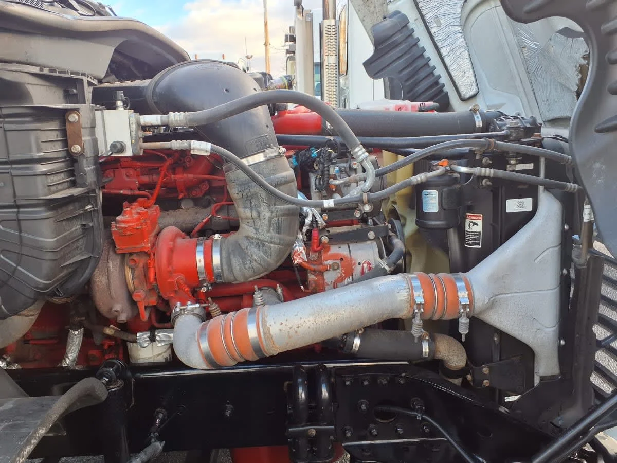 2020 Freightliner Cascadia - image 16