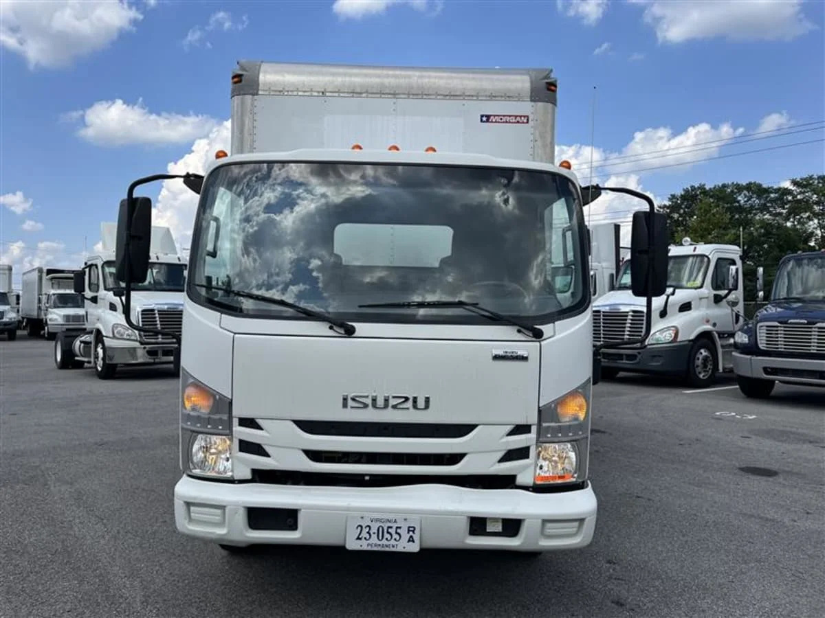 2019 Isuzu NPR - image 2