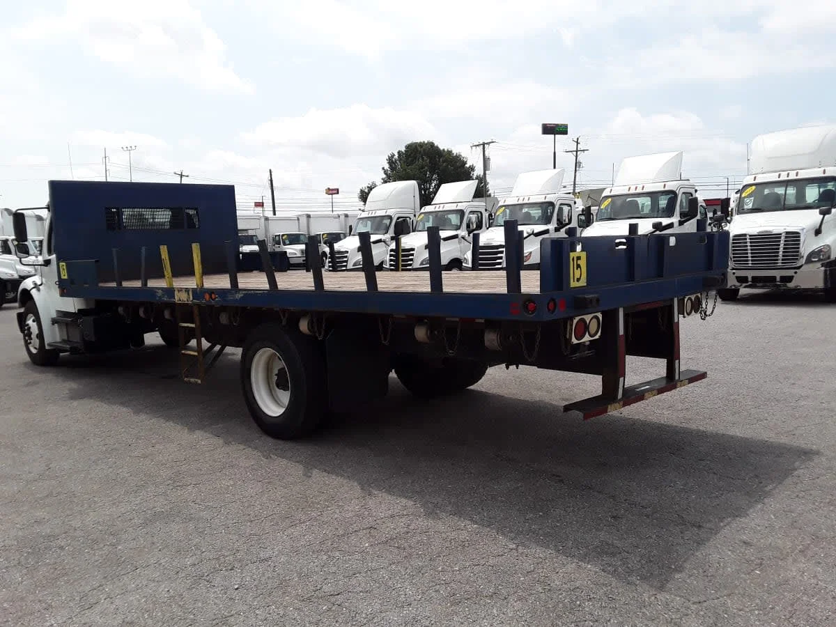 2016 Freightliner M2 106 in La Vergne, TN — photo 6