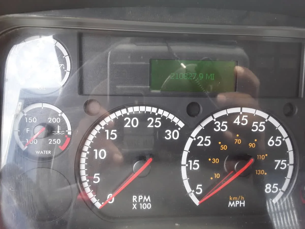 2016 Freightliner M2 106 in La Vergne, TN — photo 12