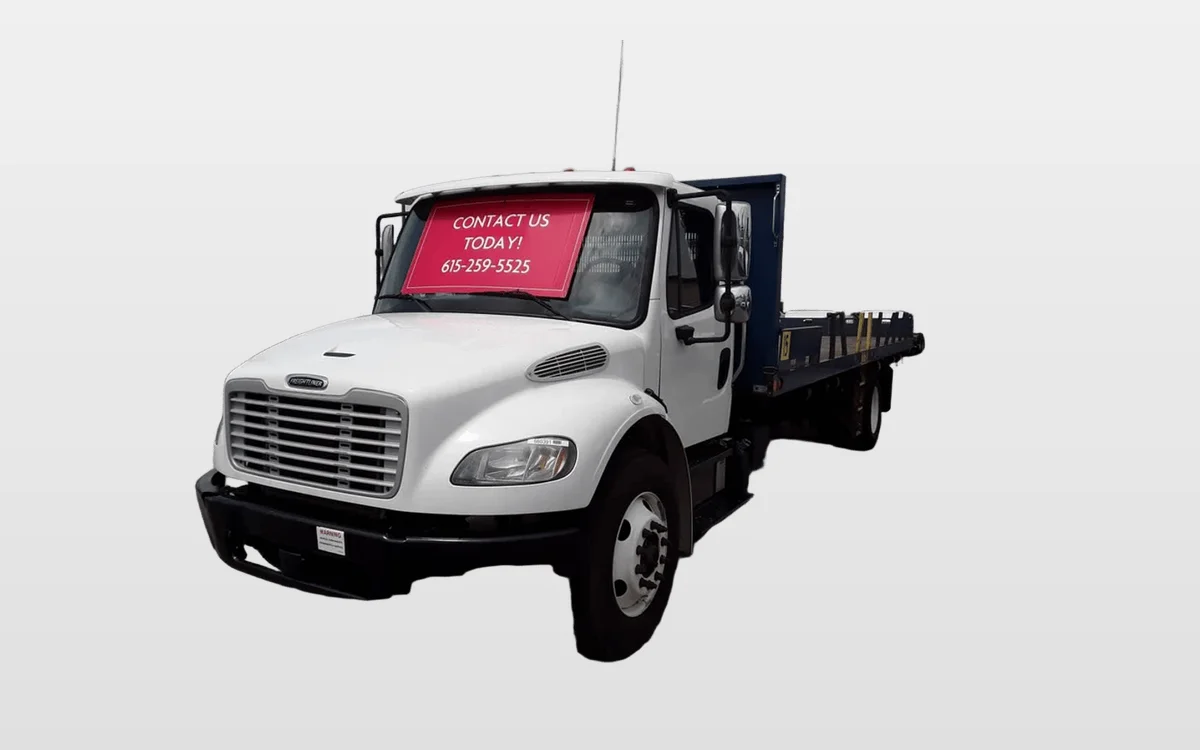 2016 Freightliner M2 106 - image 1