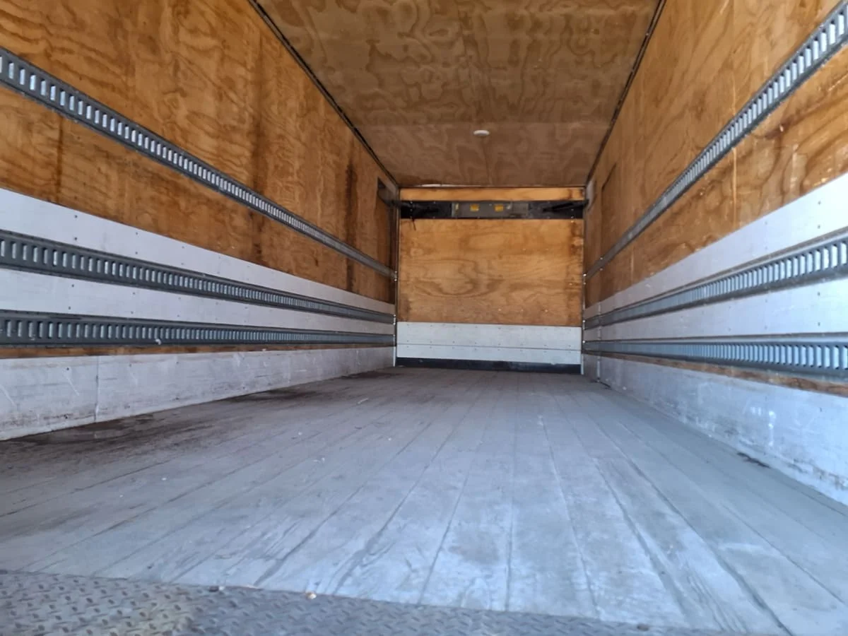 2019 Freightliner M2 112 - image 8