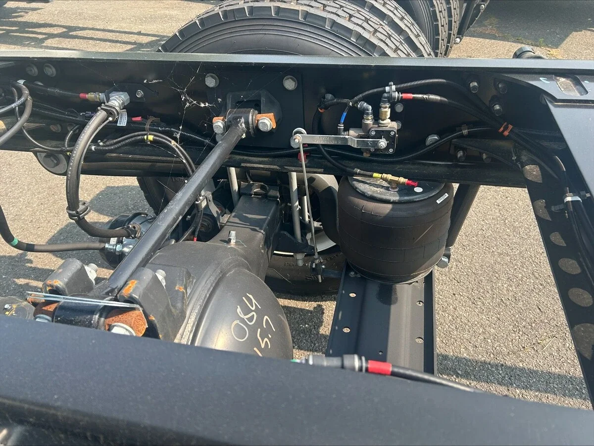 2026 Hino L6 - image 3