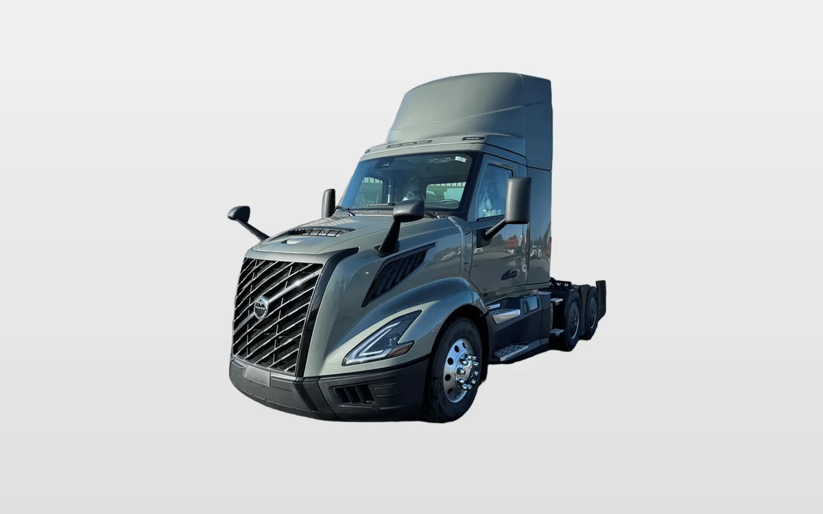 2025 Volvo - image 1