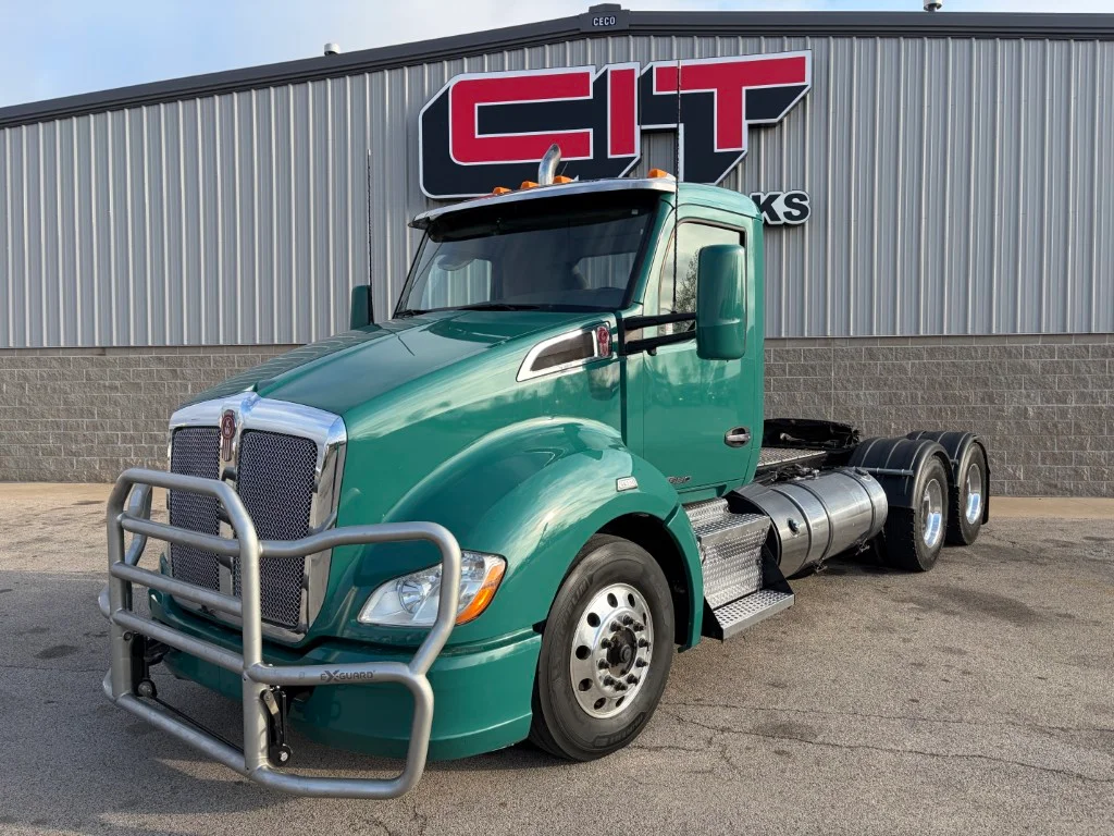 2018 Kenworth T680 in Morton, IL