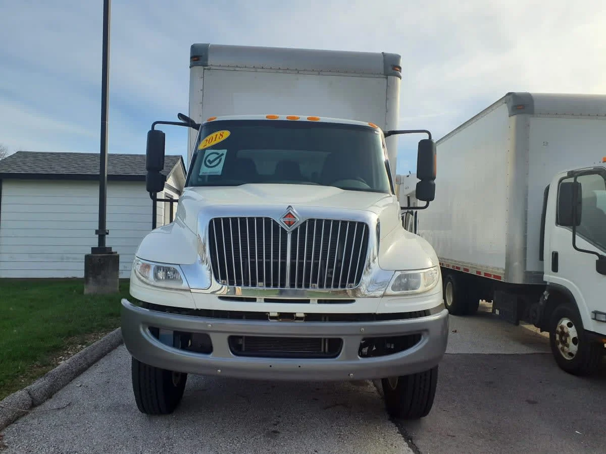 2018 International 4300 in O'fallon, MO — photo 2