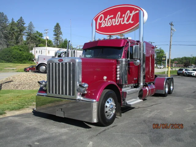 2025 Peterbilt 589